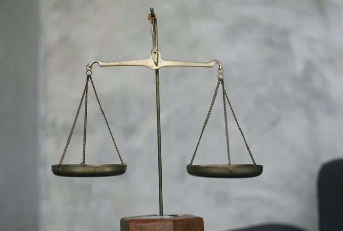 Yapay Zeka ile Karar Arama Sistemleri ve Avukat