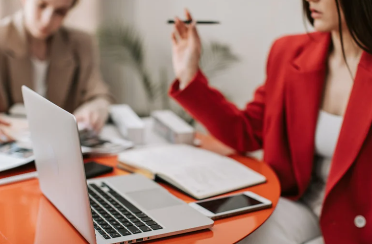 Avukatların Günlük Hukuk Pratiğinde Yapay Zekanın Rolü