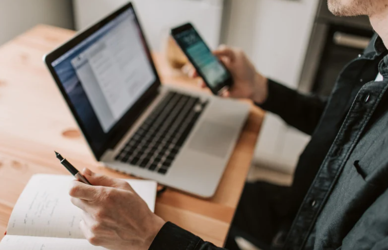 Avukatlar için Yapay Zeka ve Hukuk